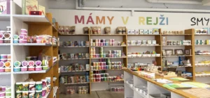 MÁMY V REJŽI